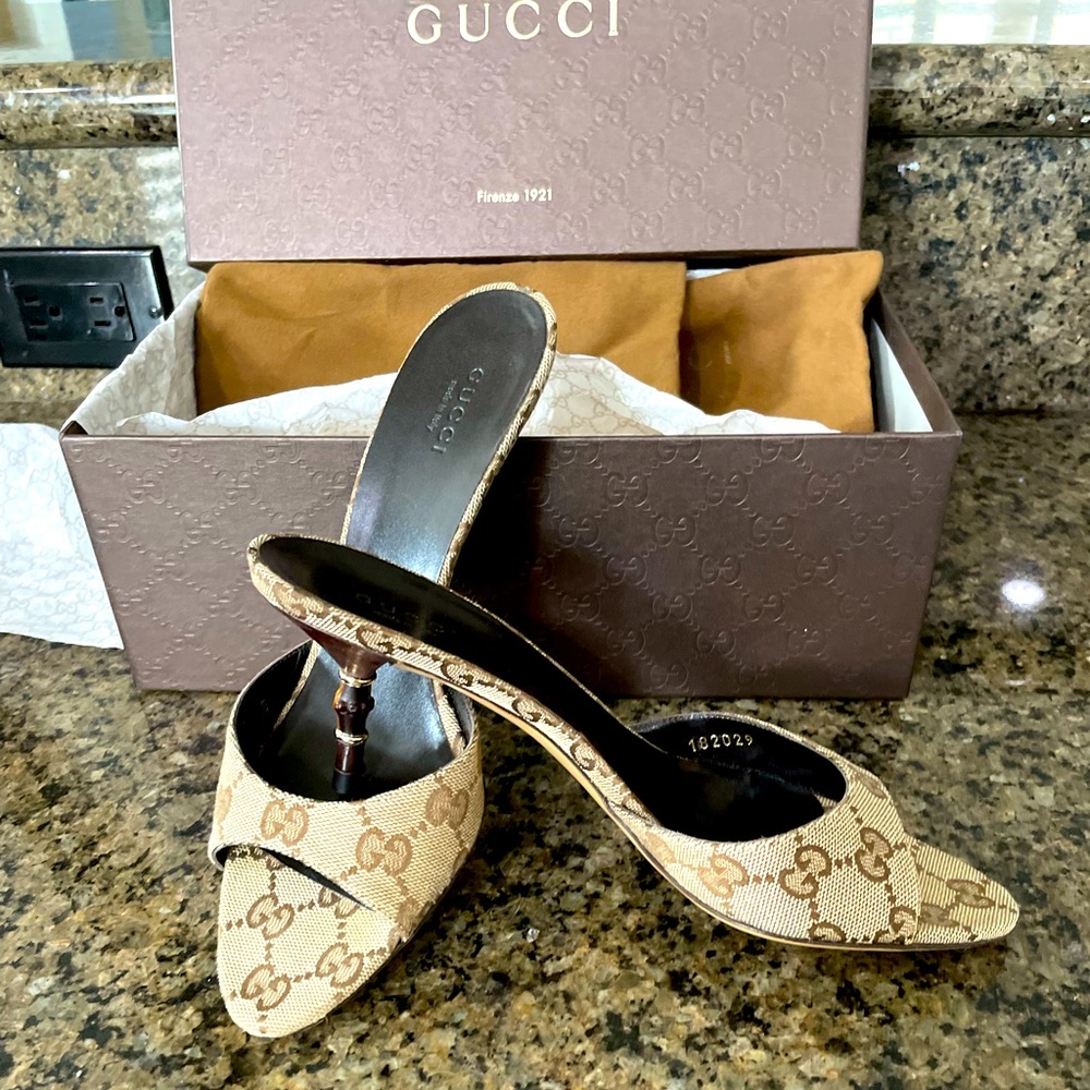 Gucci Canvas Logo Kitten Heels in Box Size 7B